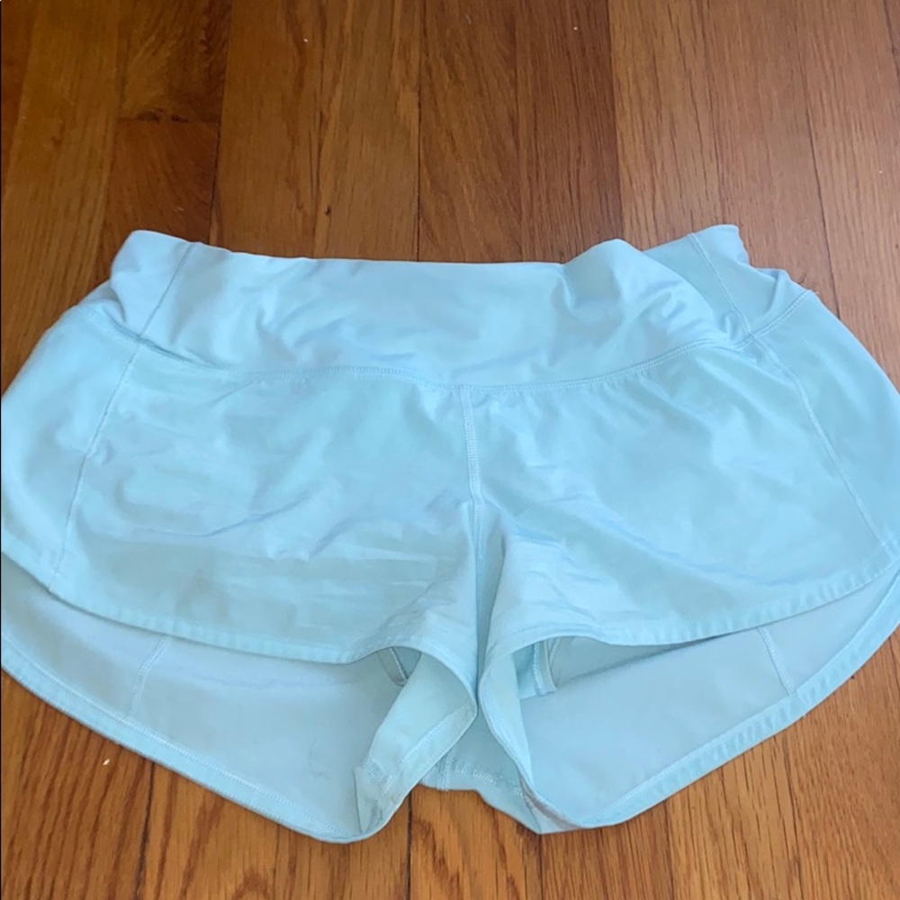 Lululemon speed up shorts 2.5”